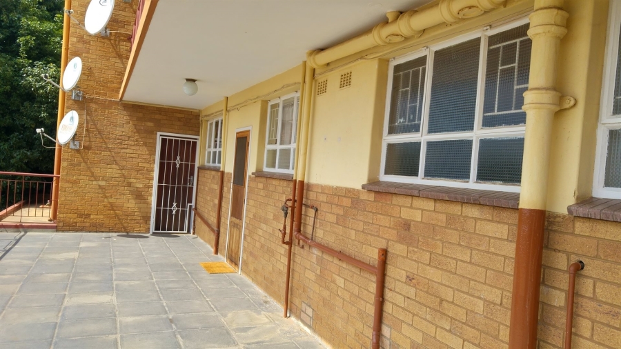 2 Bedroom Property for Sale in Potchefstroom North West